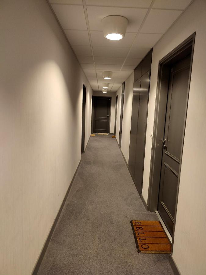 T2 En Centre Ville Avec Place De Parking Privative Le Mans Buitenkant foto